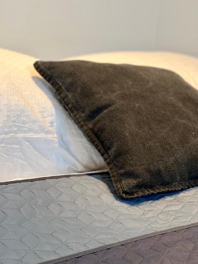 Sunset Apartment: Free Parking + Balcony + Netflix Essen Extérieur photo