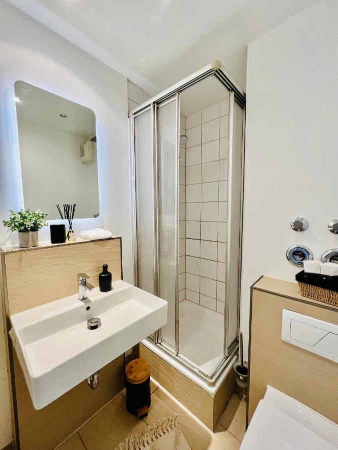 Sunset Apartment: Free Parking + Balcony + Netflix Essen Extérieur photo